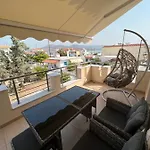 Maria's Family House's *
