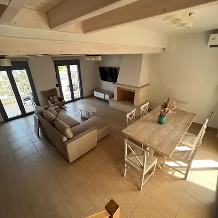 Maria's Family House's *