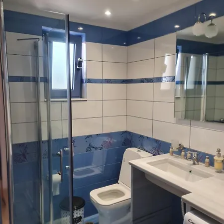 Semesterbostad Maria's Family House's