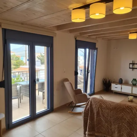 Maria's Family House's