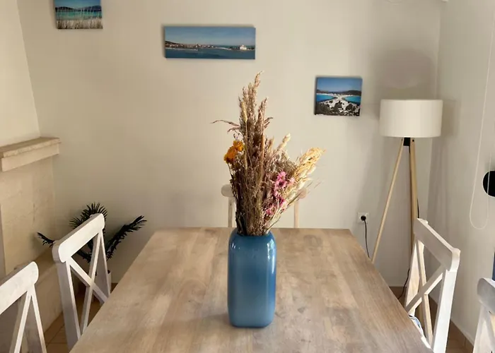 Maria's Family House's *