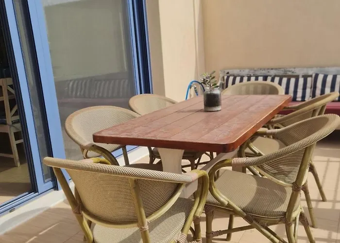 Maria's Family House's *